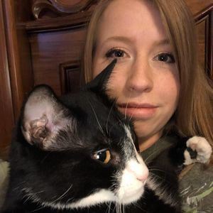 Meet your Posher, Alexis